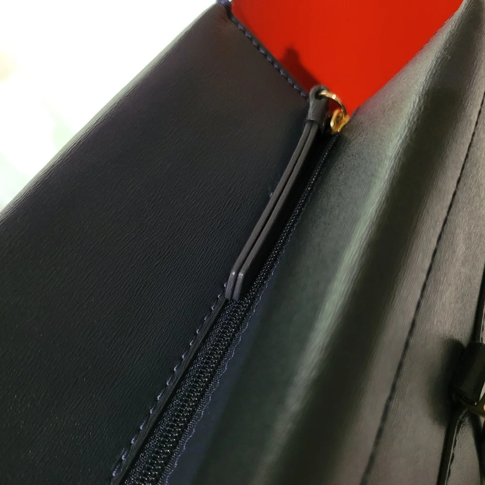 Hand bag - Picture 9 of 13